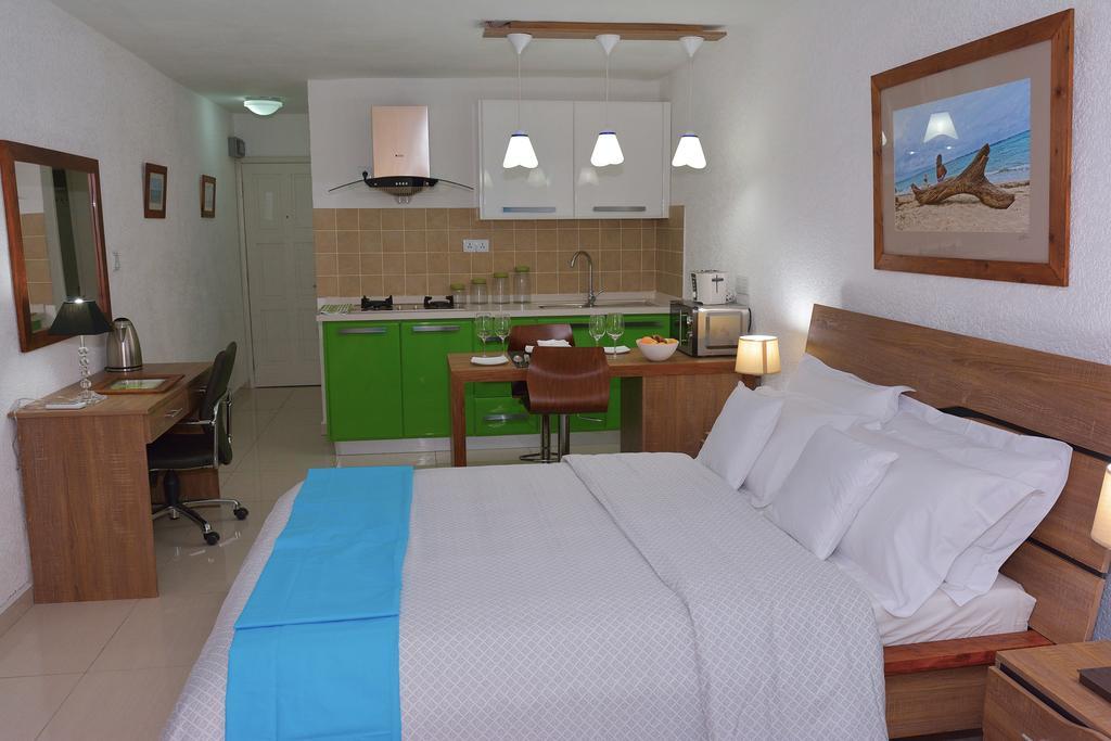 Silverleaf Service Apartments Flic-en-Flacq 外观 照片